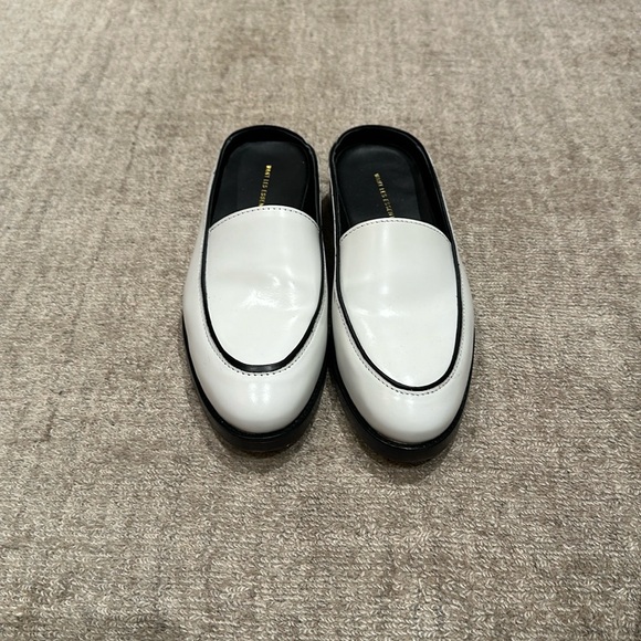 WANT Les Essentials White & Black Leather Loafer - Picture 6 of 6